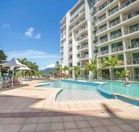 Cairns Esplanade 2 Bed 2 Bath Resort Hotel - Getaway Accommodation