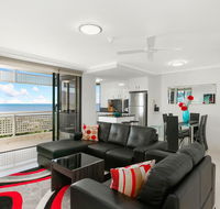 Cairns Luxury Waterfront Apartment - Getaway Accommodation