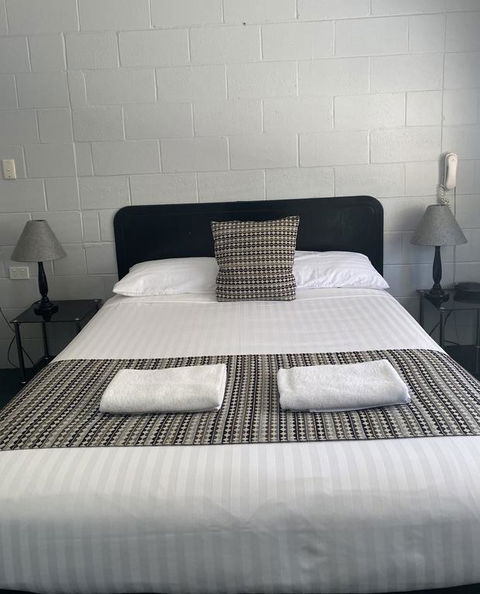 Castlereagh Lodge Motel - Getaway Accommodation 3