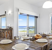 Catalina - brand new house - Getaway Accommodation