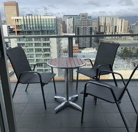 CBD Sky View Apartment - Getaway Accommodation