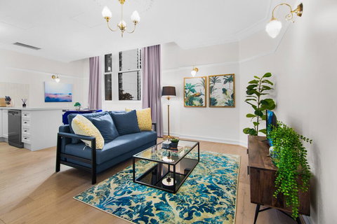 Central Apartment With Spacious Living And Dining - Getaway Accommodation 0