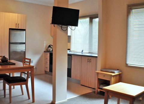 Champagne - Getaway Accommodation 1