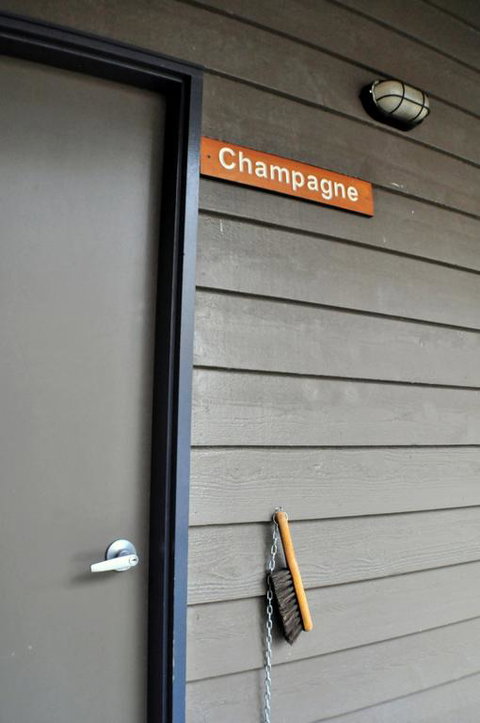 Champagne - Getaway Accommodation 3