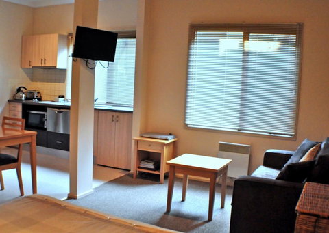 Champagne - Getaway Accommodation 0