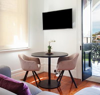 Charming Studio With Balcony in Inner-City Glebe - Getaway Accommodation