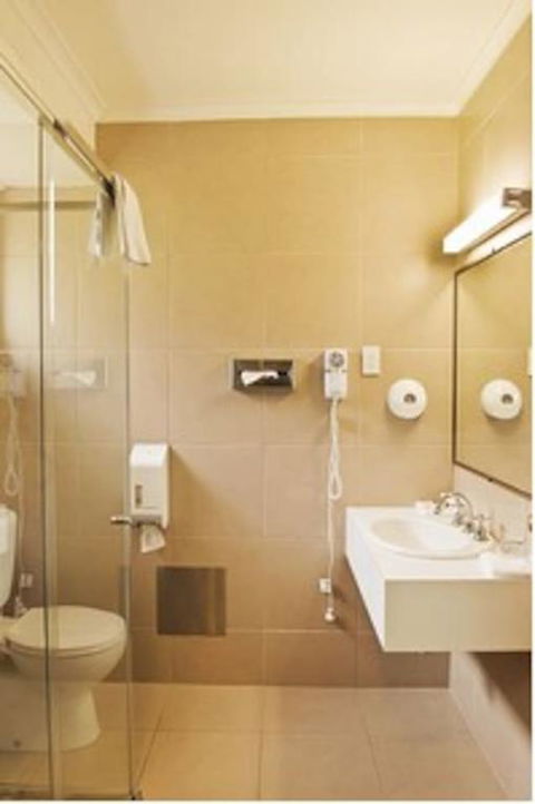 Classic Twin-bed Room 2 In Oakleigh - Getaway Accommodation 3