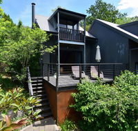 Cloudsong Chalet 3 - Close to the village centre - Getaway Accommodation