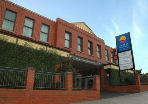 Comfort Inn & Suites City Views - Getaway Accommodation 0