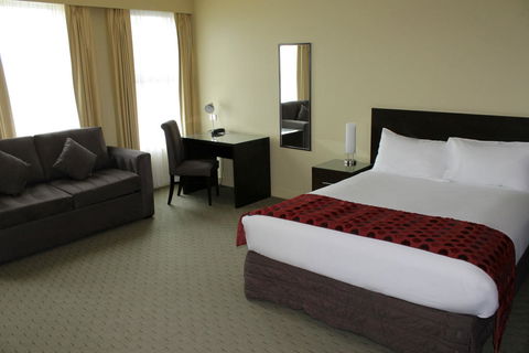 Comfort Inn & Suites City Views - Getaway Accommodation 3