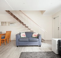 Comfy  Convenient  Homebush West 300 steps train - Getaway Accommodation
