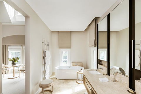 COMO The Treasury - Getaway Accommodation 2