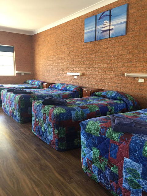 Coonamble Motel - Getaway Accommodation 2