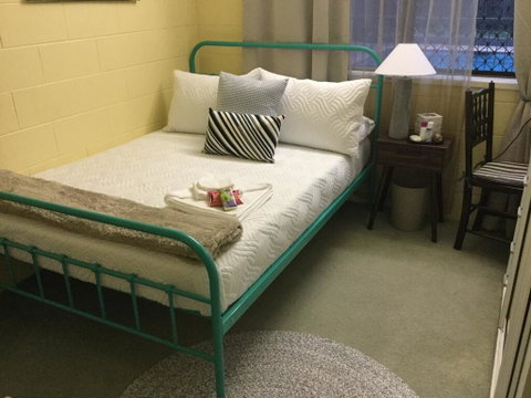 Cosy Bed & Breakfast - Getaway Accommodation 2