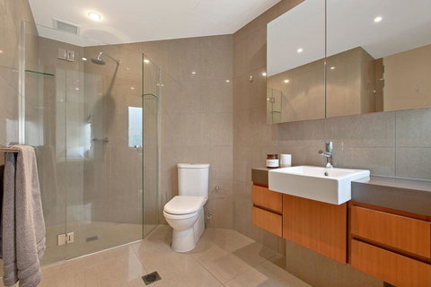 COTTON BEACH APARTMENT 35 - POOL VIEWS - Getaway Accommodation 2