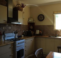 Cream Cottage - Getaway Accommodation