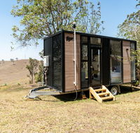 Dam It Getaway Tiny House - Getaway Accommodation