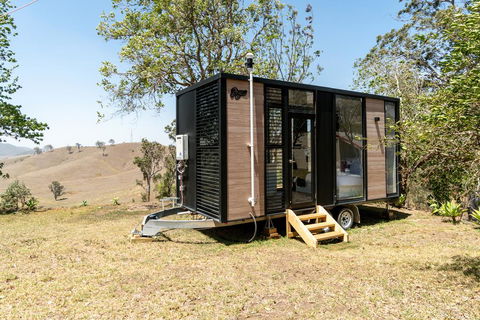 Dam It Getaway Tiny House - Getaway Accommodation 0