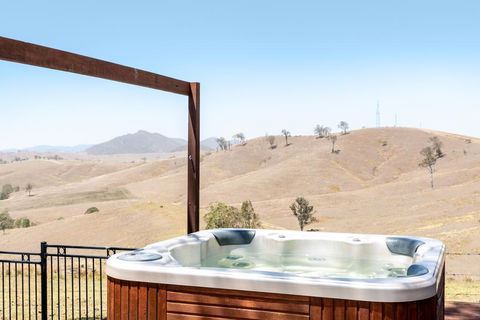 Dam It Getaway Tiny House - Getaway Accommodation 3