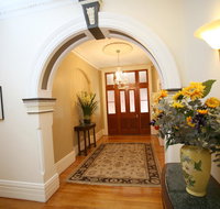 Darcy's Hotel - Getaway Accommodation