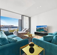 Darling Harbour Waterfront Luxury Apartment - Getaway Accommodation