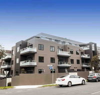 Deakin 2Bed 2Bath and Free parking - Getaway Accommodation