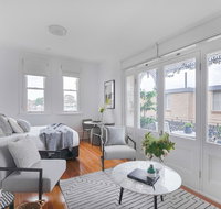 Designer styled studio in the heart of trendy Glebe - Getaway Accommodation