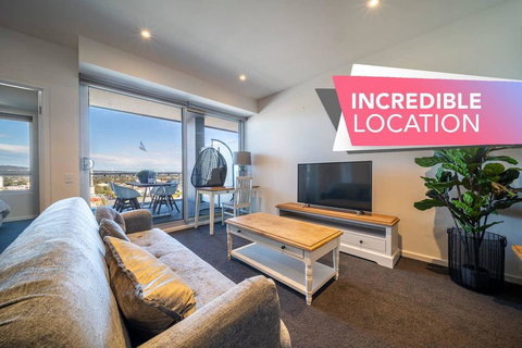 Divinity On Morphett - In The Heart Of The CBD - Free Wifi - Nespresso - Getaway Accommodation 0