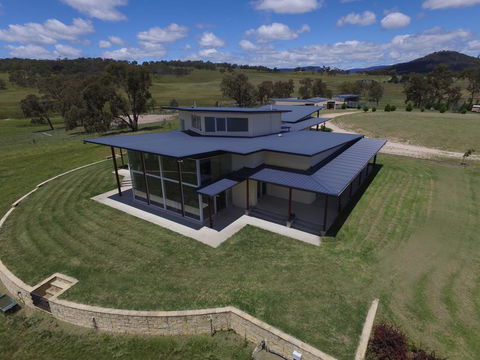 Donegal Farmstay - Getaway Accommodation 0