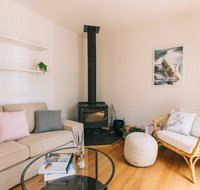 DOVESTONES BY THE SEA - INVERLOCH - Getaway Accommodation