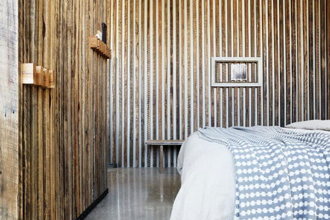 Drift House - Getaway Accommodation 2