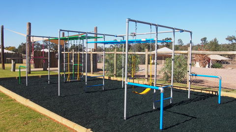 Dubbo Rhino Lodge - Getaway Accommodation 2