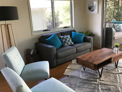 Easy Breezy Beach Shack - Getaway Accommodation 2