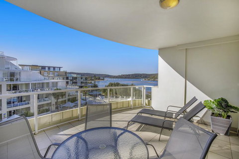Ettalong Beach Luxury Apartments - Getaway Accommodation 3
