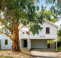 EVERGREEN BEACH HOUSE - Getaway Accommodation