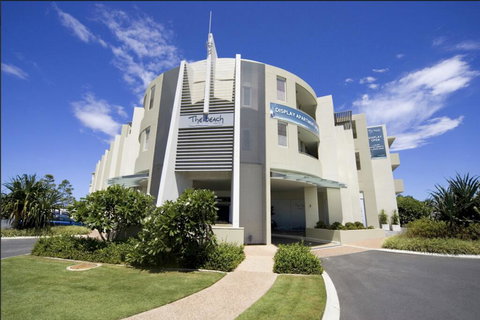 EXTRA LARGE 2 Bed Apartment - 3 Pools And Spa - Mountain View - BEACHFRONT LOCATION CABARITA BEACH - Getaway Accommodation 1