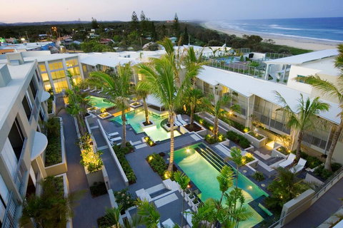 EXTRA LARGE 2 Bed Apartment - 3 Pools And Spa - Mountain View - BEACHFRONT LOCATION CABARITA BEACH - Getaway Accommodation 2