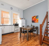 Five Ways CBD Apartment - Spacious Wifi Free Parking - Getaway Accommodation