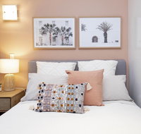 Former Dress Circle Nth Adelaide Apt with Aircon - Getaway Accommodation