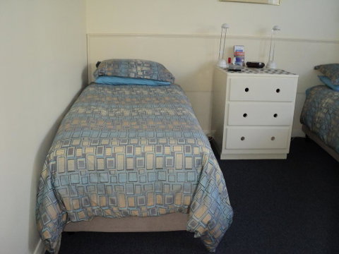 Glenelg Sea-Breeze - Getaway Accommodation 1