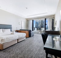 Gold Tower Private Deluxe King Room - Getaway Accommodation