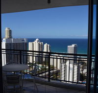 Great Escape at Chevron Renaissance - Getaway Accommodation