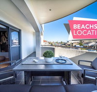 Higher Ground on Seaview-Superb Beach Lifestyle - Wifi - Metres from the beach - Getaway Accommodation