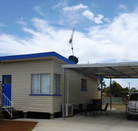 Holiday House Clermont - Getaway Accommodation