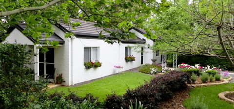Homewood Cottages - Getaway Accommodation 0