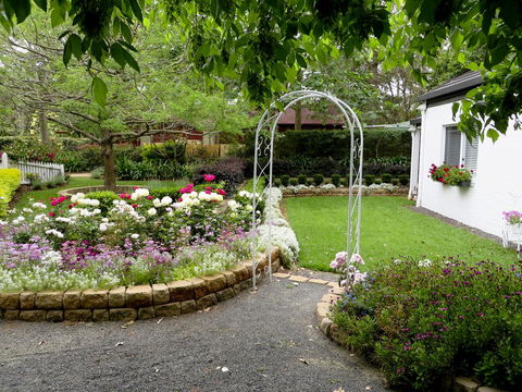 Homewood Cottages - Getaway Accommodation 1