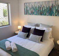Island Central - Close to everything Free WiFi  Netflix - Getaway Accommodation