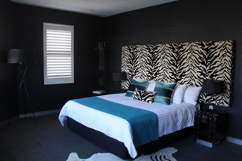 Junction Hotel - Getaway Accommodation 0