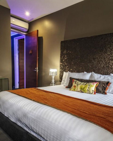 Junction Hotel - Getaway Accommodation 3