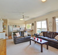 Just 4 Fun - Getaway Accommodation